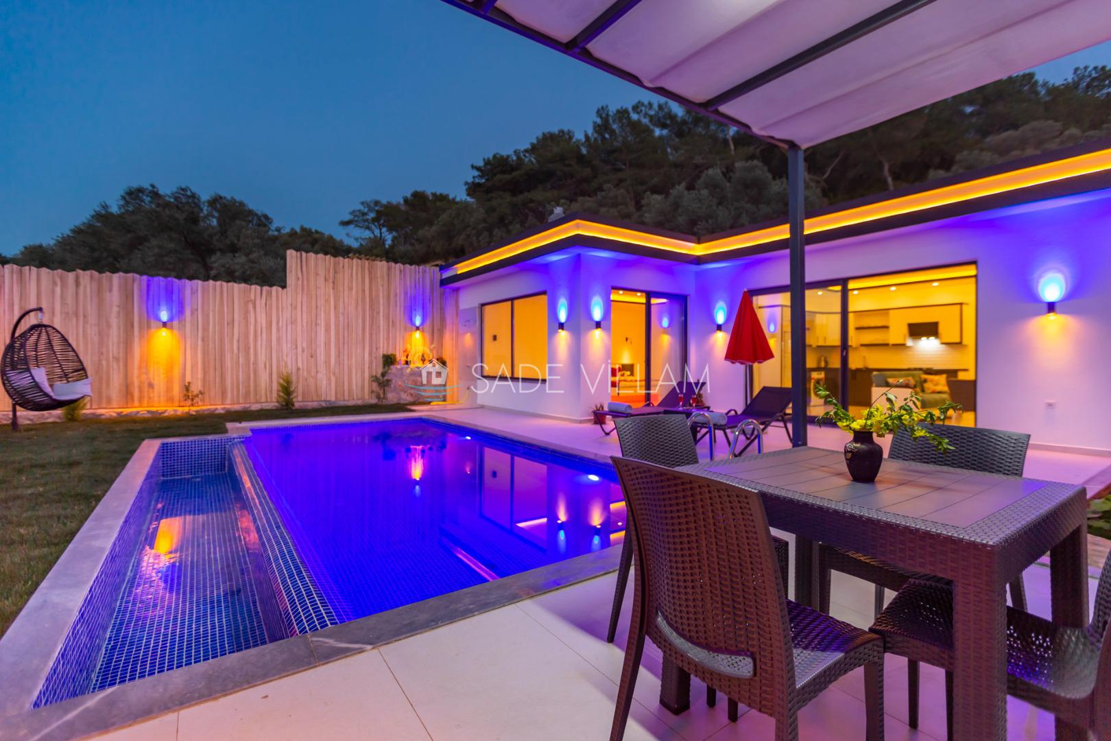 Villa Tek