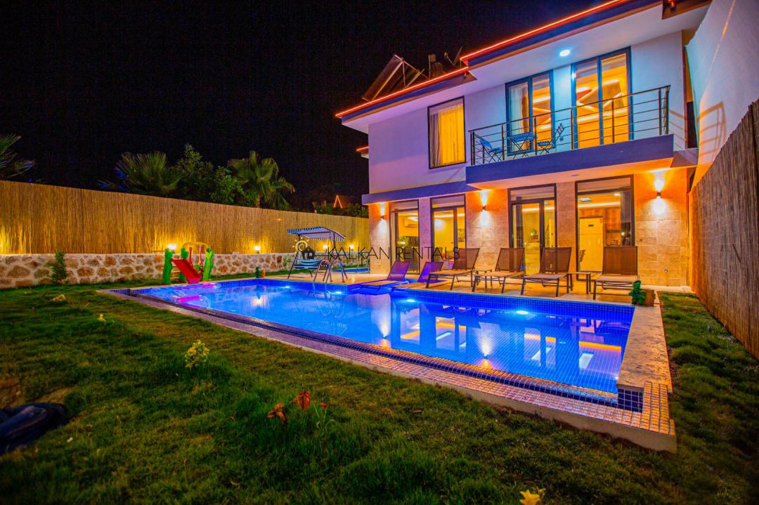 Villa Kum, Conservative Villa For Rent