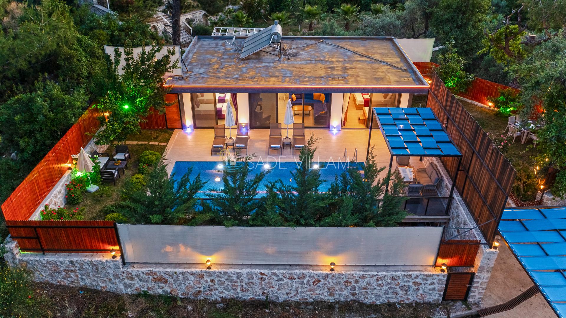Villa Ay